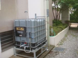  “雨水タンクミニダム”東京聖栄大学に設置しました。